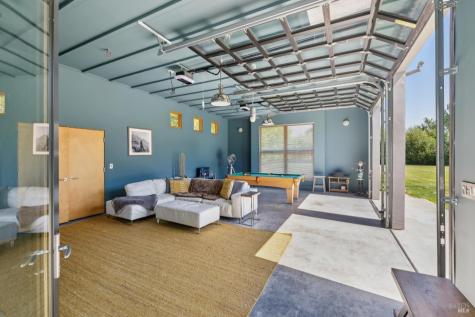 20420 5th Street E Sonoma CA 95476