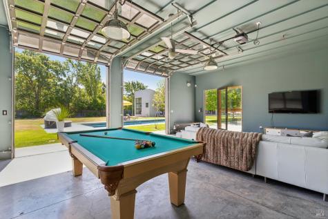 20420 5th Street E Sonoma CA 95476