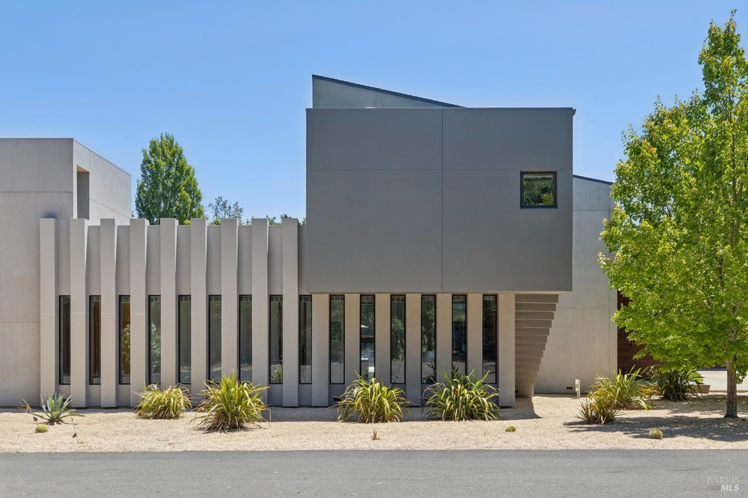 20420 5th Street E Sonoma CA 95476