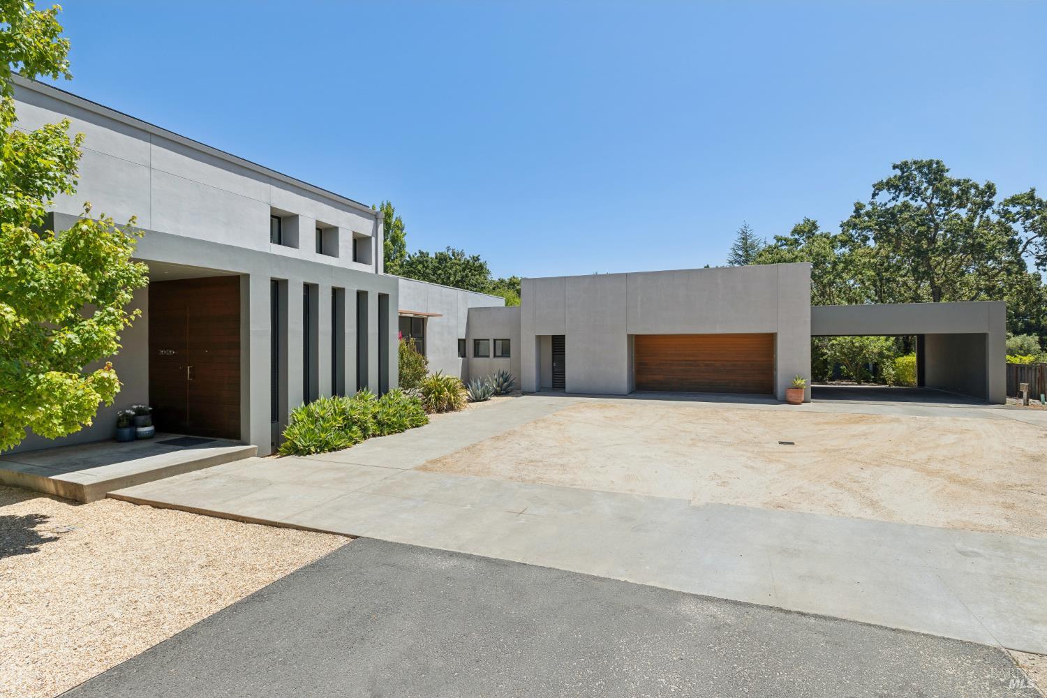 20420 5th Street E Sonoma CA 95476