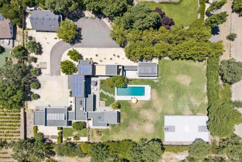 20420 5th Street E Sonoma CA 95476