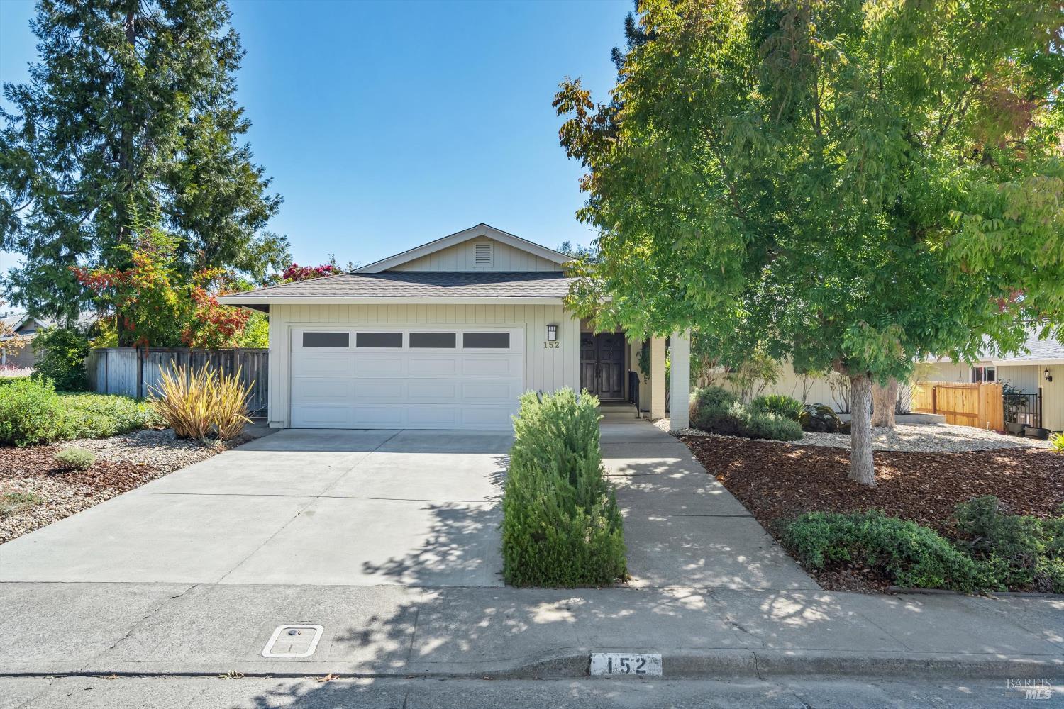 152 Oak Shadow Drive Santa Rosa CA 95409