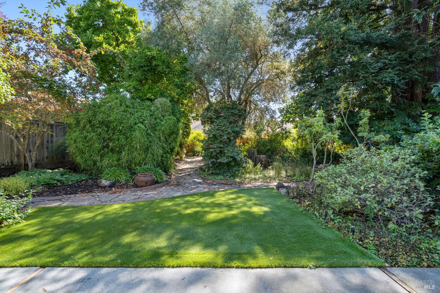 152 Oak Shadow Drive Santa Rosa CA 95409