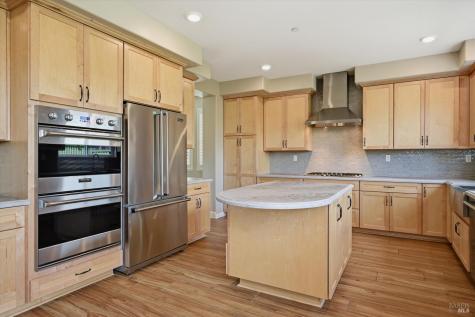 3961 Park Gardens Drive Santa Rosa CA 95404
