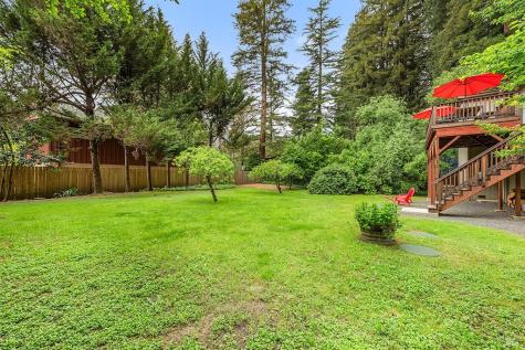 10680 Old River Road Forestville CA 95436