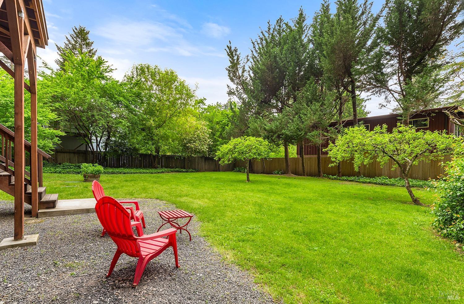 10680 Old River Road Forestville CA 95436