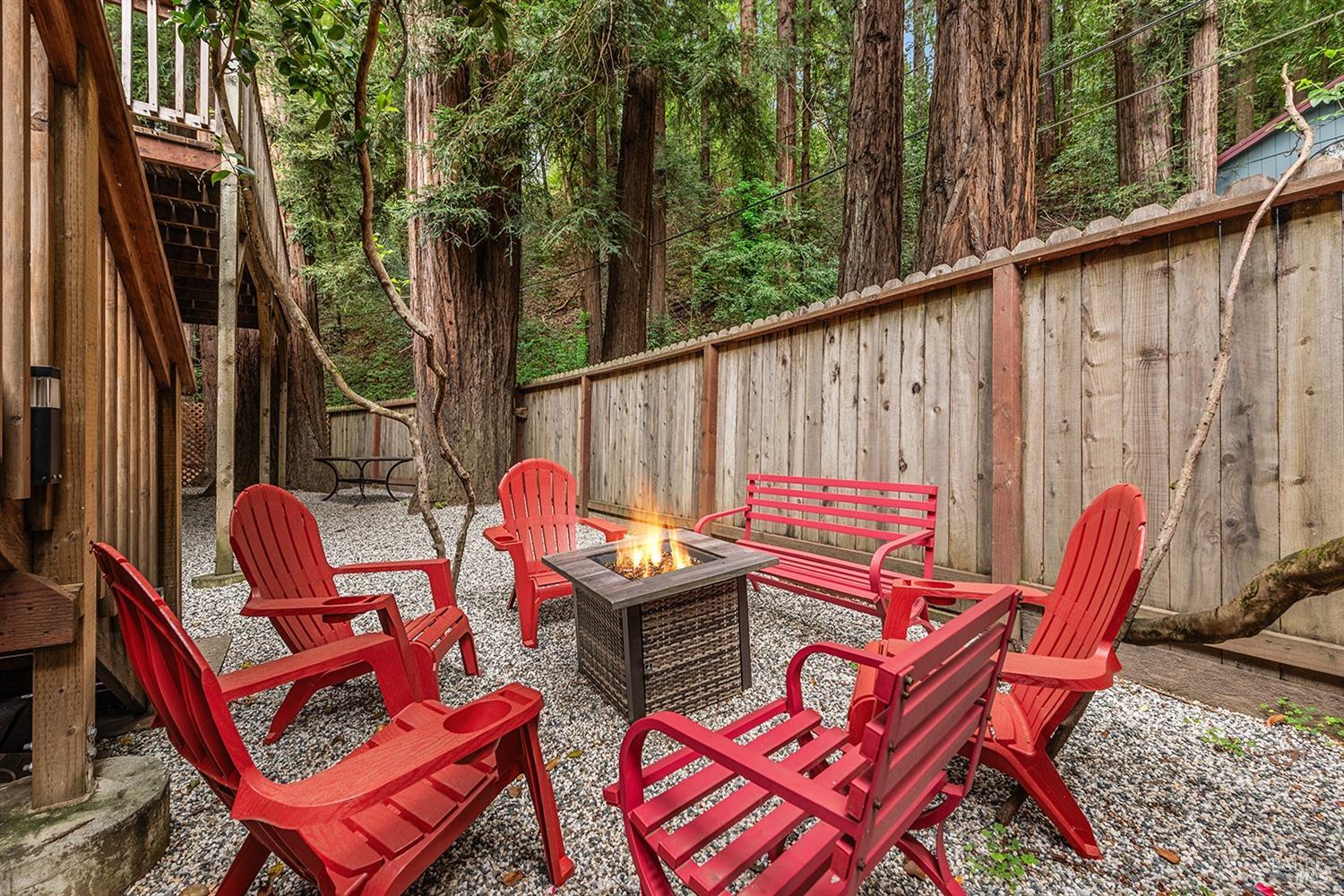 10680 Old River Road Forestville CA 95436