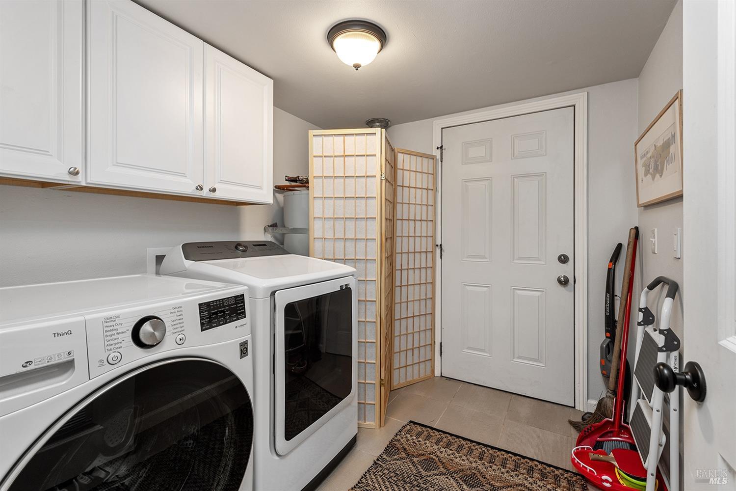 10680 Old River Road Forestville CA 95436