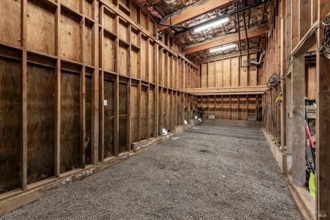 10680 Old River Road Forestville CA 95436