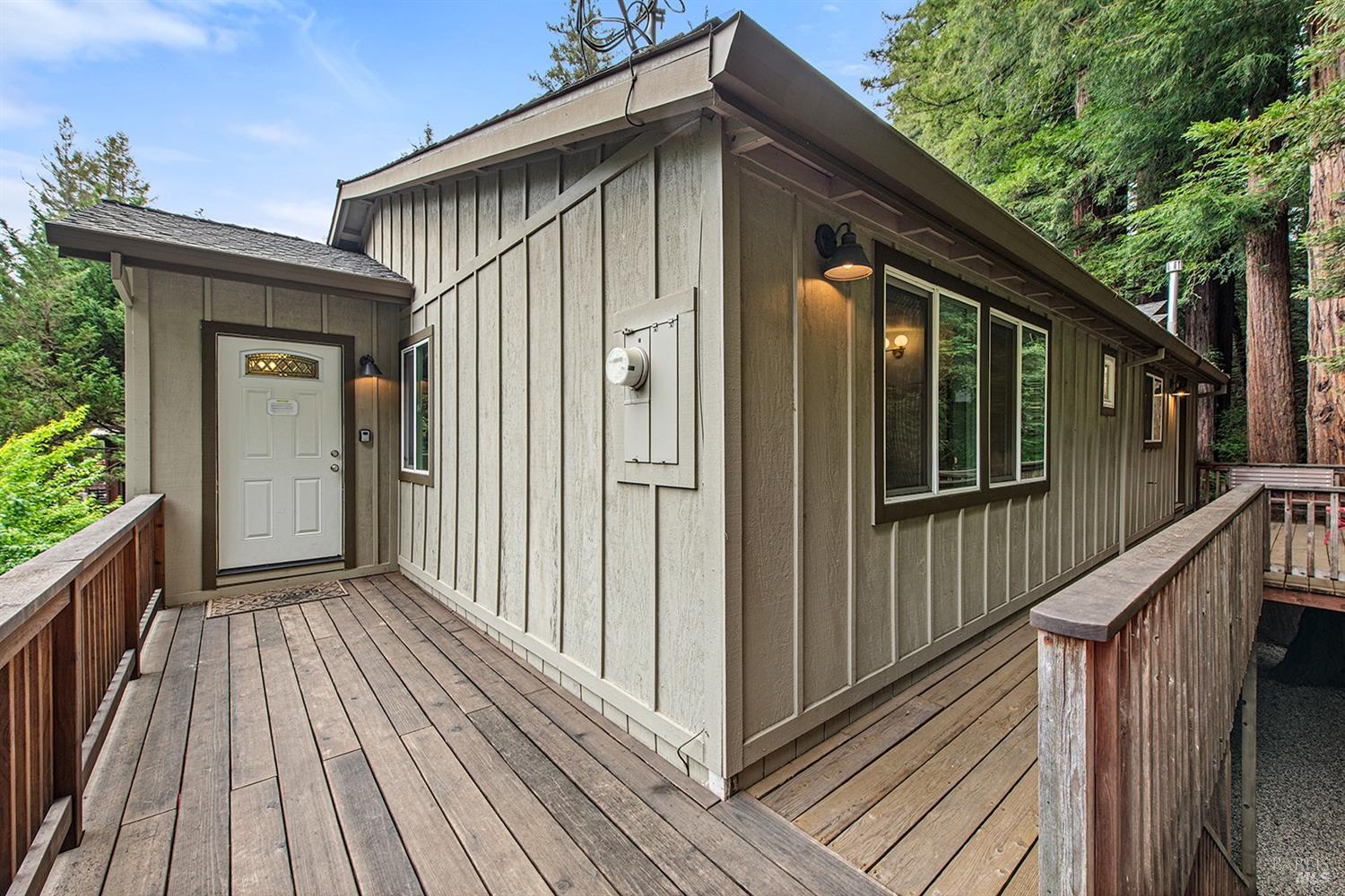 10680 Old River Road Forestville CA 95436
