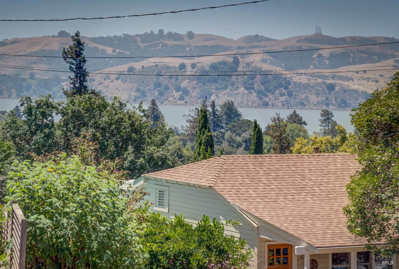47 Buena Vista Street Benicia CA 94510