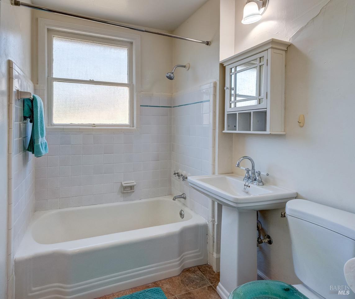 47 Buena Vista Street Benicia CA 94510