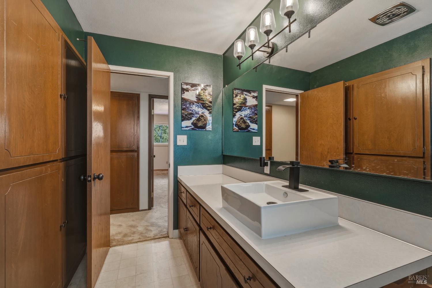1790 Deerwood Drive Ukiah CA 95482