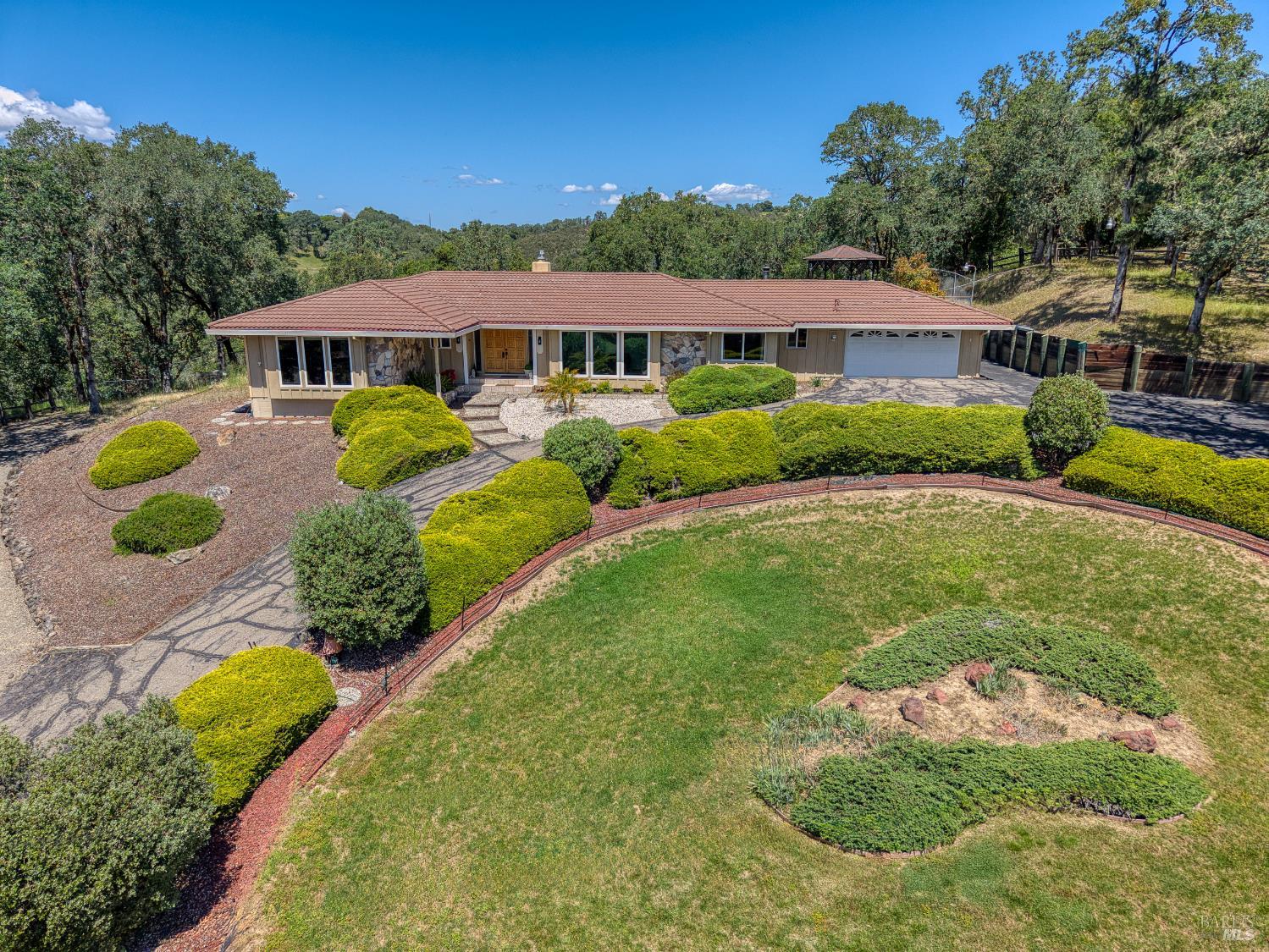 1790 Deerwood Drive Ukiah CA 95482