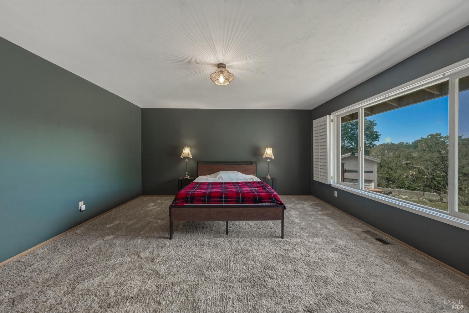 1790 Deerwood Drive Ukiah CA 95482