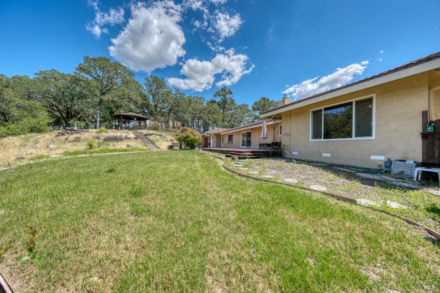 1790 Deerwood Drive Ukiah CA 95482