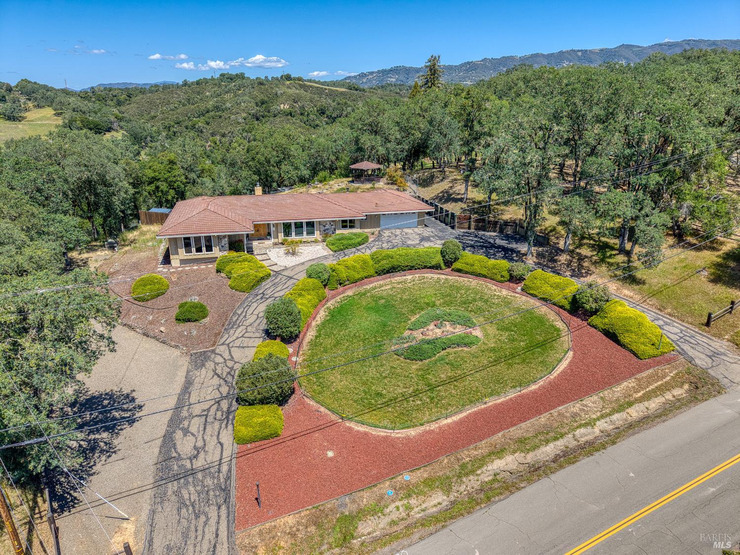 1790 Deerwood Drive Ukiah CA 95482