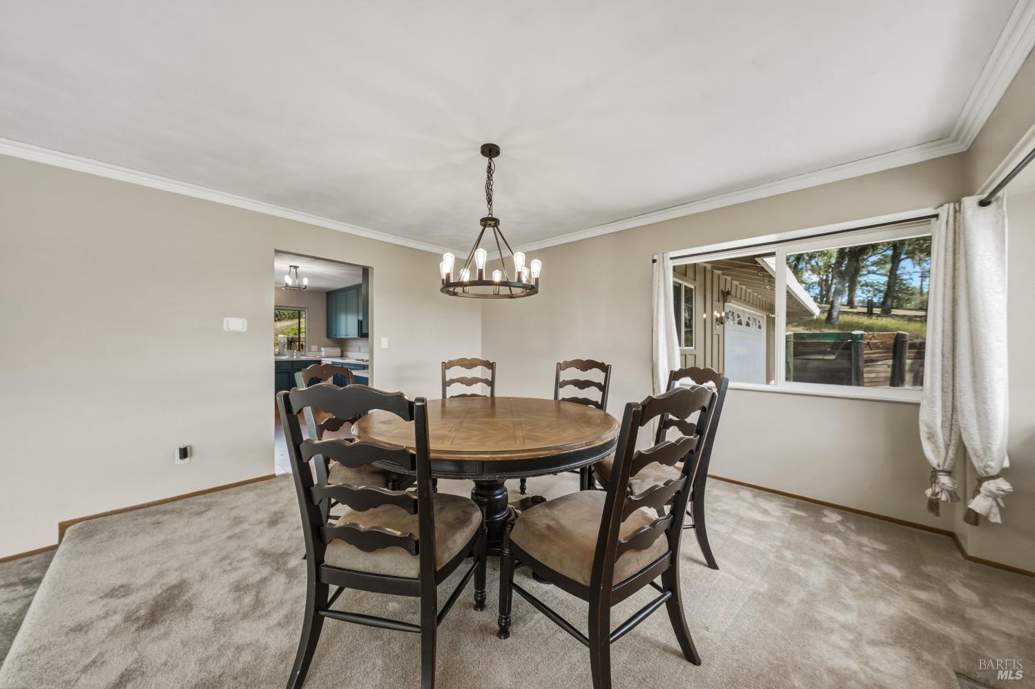1790 Deerwood Drive Ukiah CA 95482