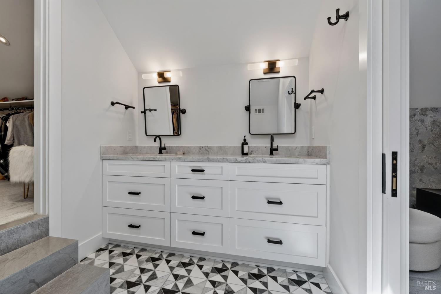 1926 Oak Circle Yountville CA 94599
