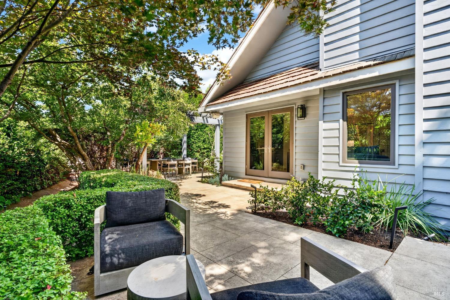 1926 Oak Circle Yountville CA 94599