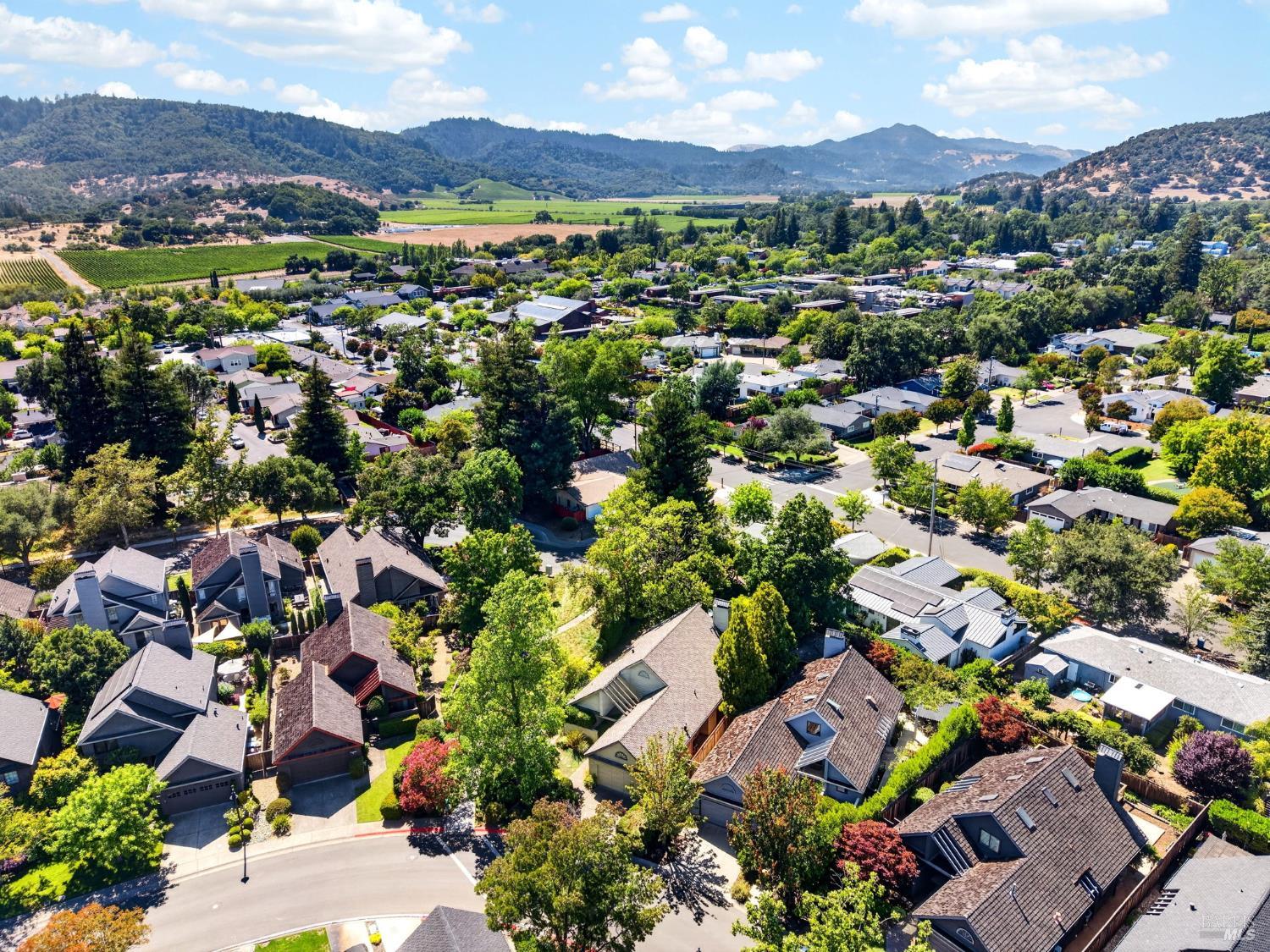 1926 Oak Circle Yountville CA 94599