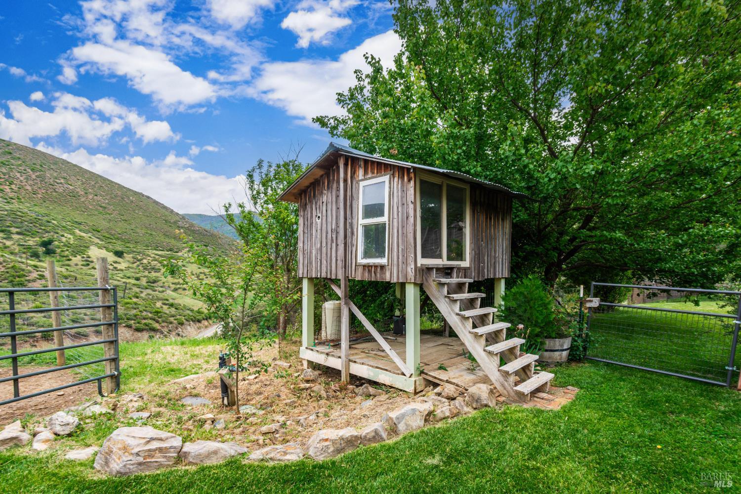3955 E Highway 128 Highway St. Helena CA 94574