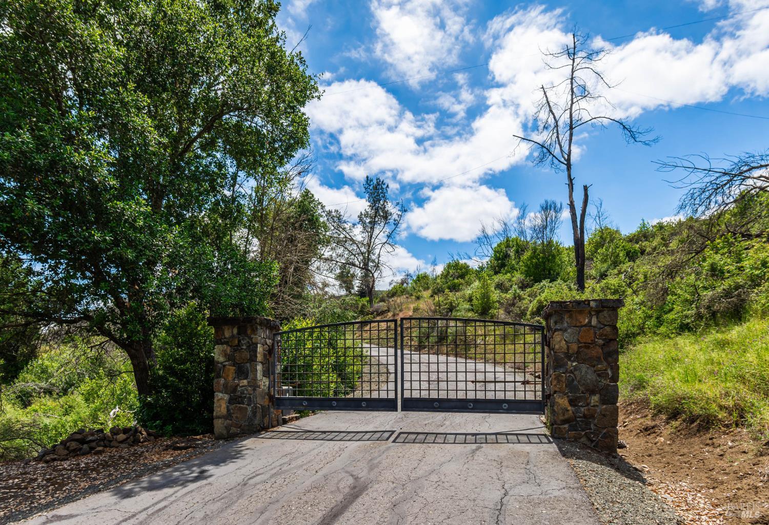 3955 E Highway 128 Highway St. Helena CA 94574