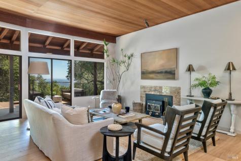 18492 White Oak Drive Sonoma CA 95476