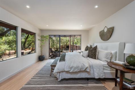 18492 White Oak Drive Sonoma CA 95476