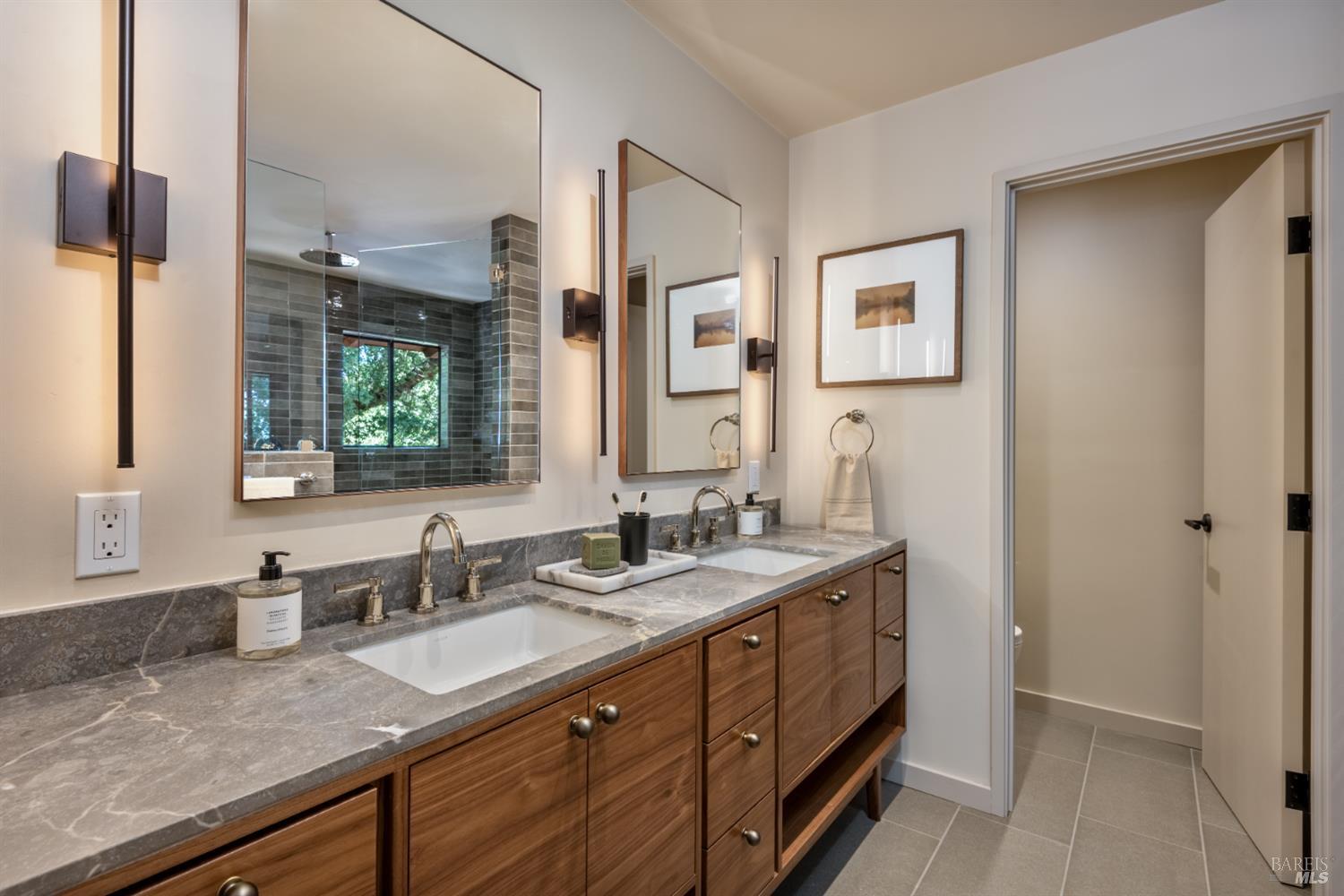 18492 White Oak Drive Sonoma CA 95476