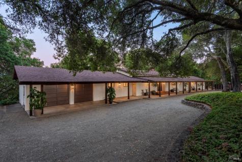 18492 White Oak Drive Sonoma CA 95476