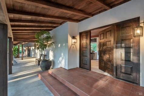 18492 White Oak Drive Sonoma CA 95476