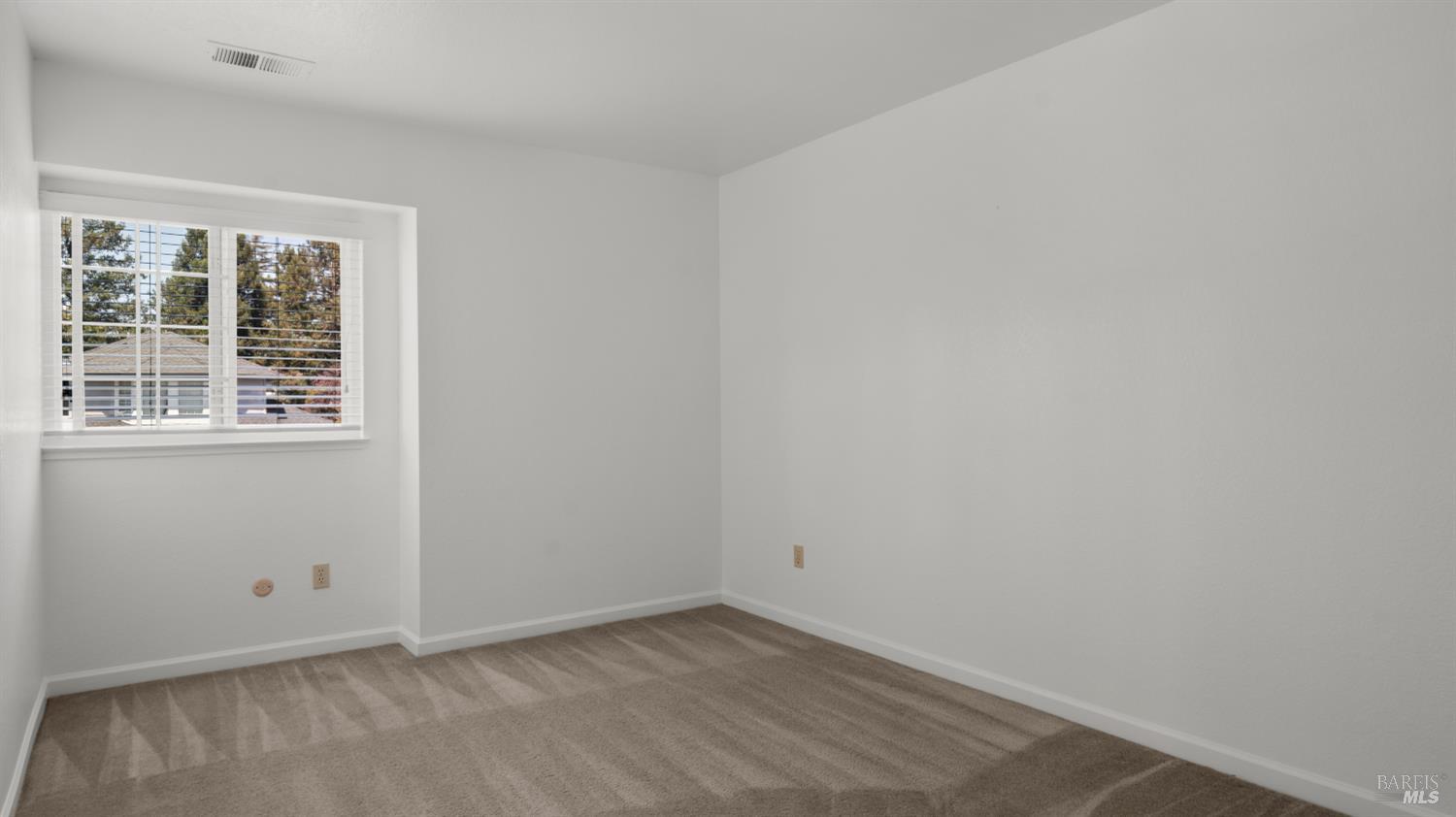 2070 Pinercrest Drive Santa Rosa CA 95403