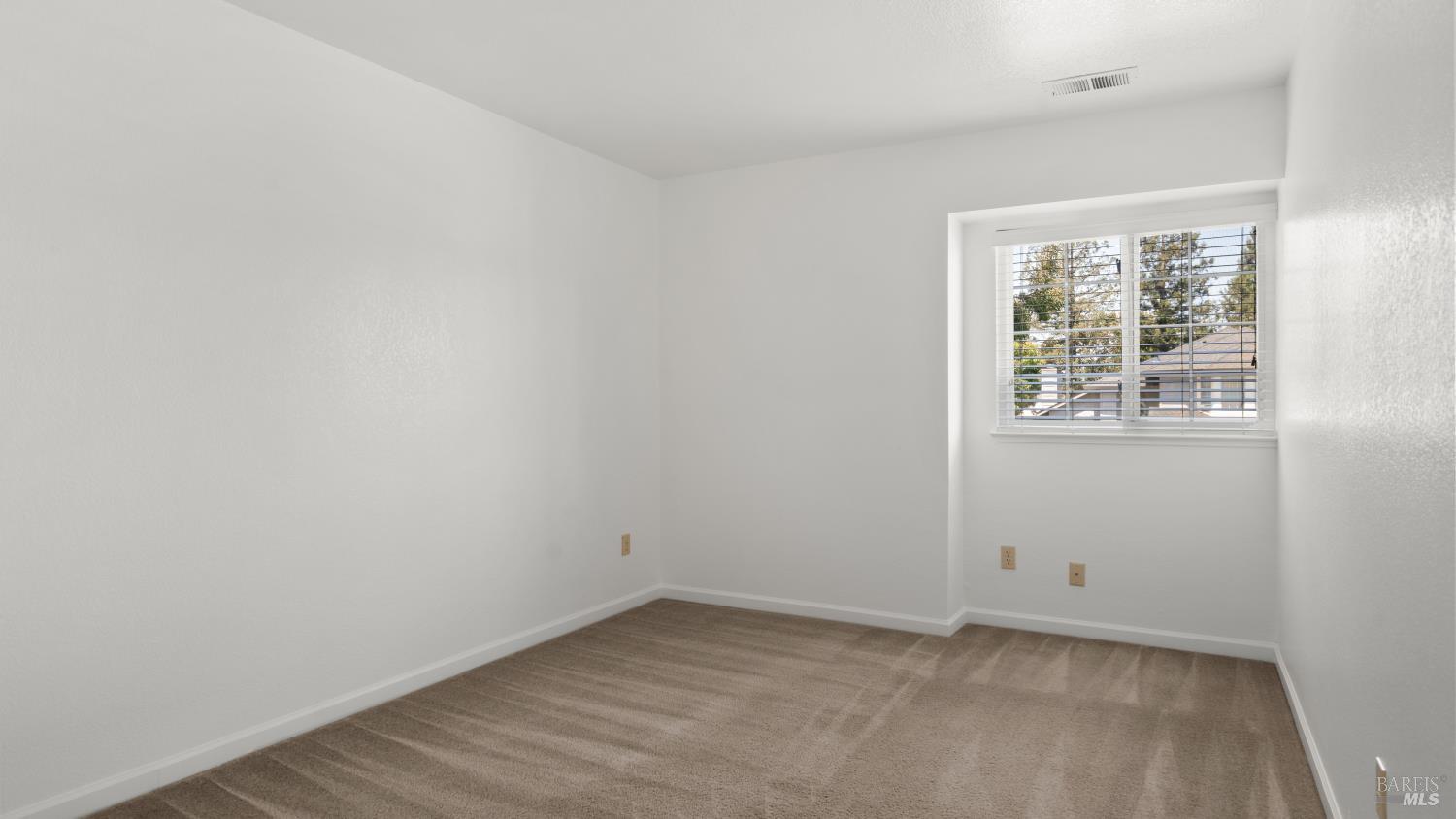 2070 Pinercrest Drive Santa Rosa CA 95403