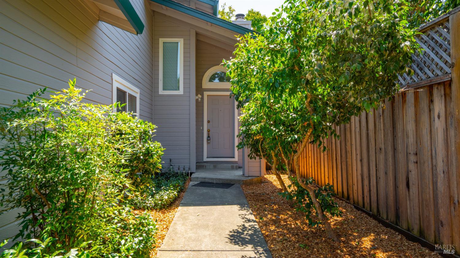 2070 Pinercrest Drive Santa Rosa CA 95403