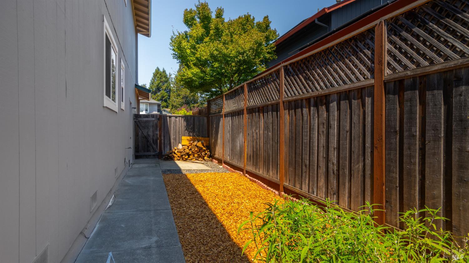 2070 Pinercrest Drive Santa Rosa CA 95403