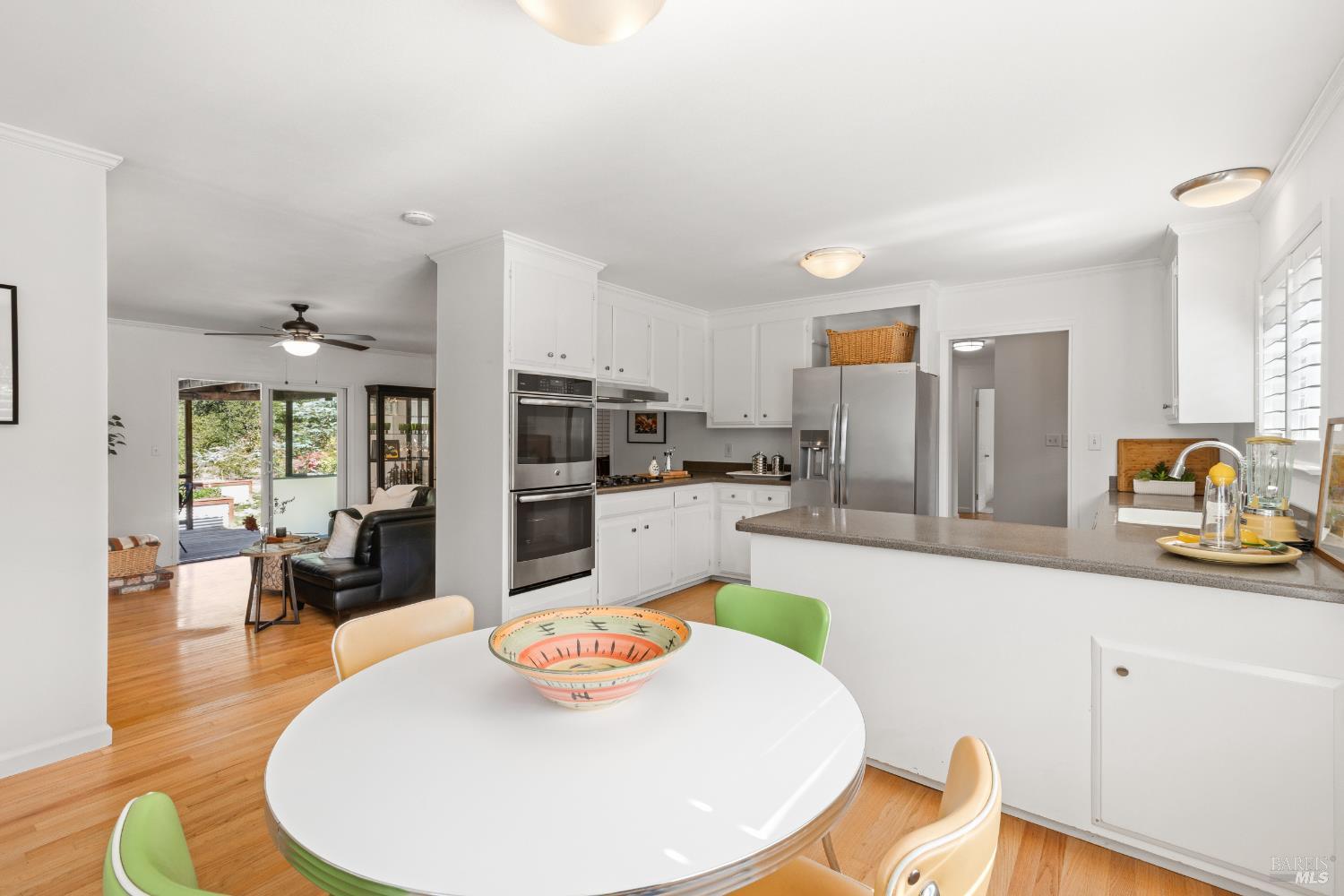 8207 Candy Apple Lane Sebastopol CA 95472