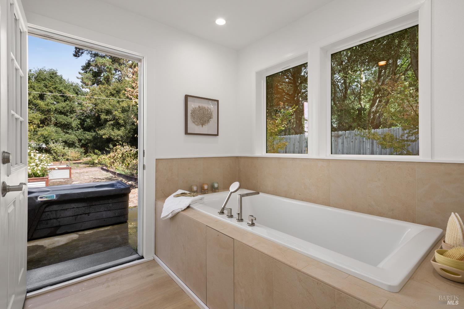 8207 Candy Apple Lane Sebastopol CA 95472