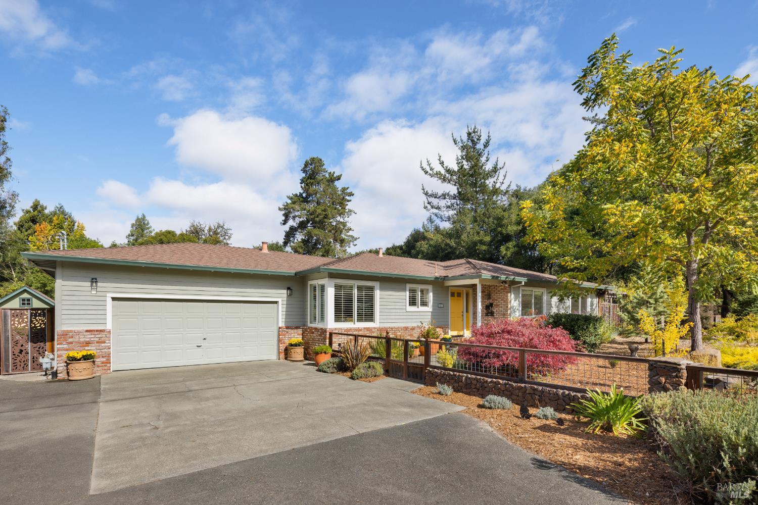 8207 Candy Apple Lane Sebastopol CA 95472
