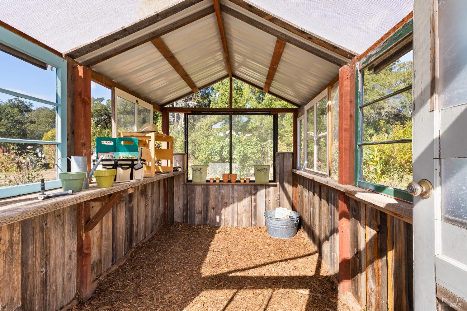 8207 Candy Apple Lane Sebastopol CA 95472