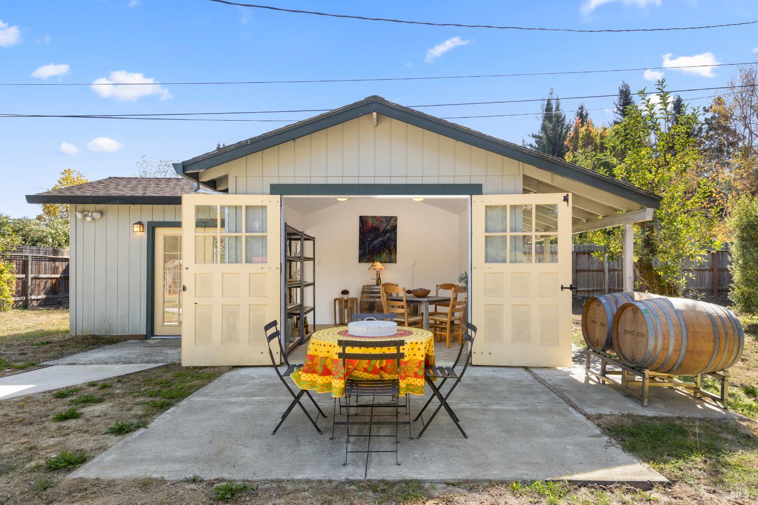 8207 Candy Apple Lane Sebastopol CA 95472