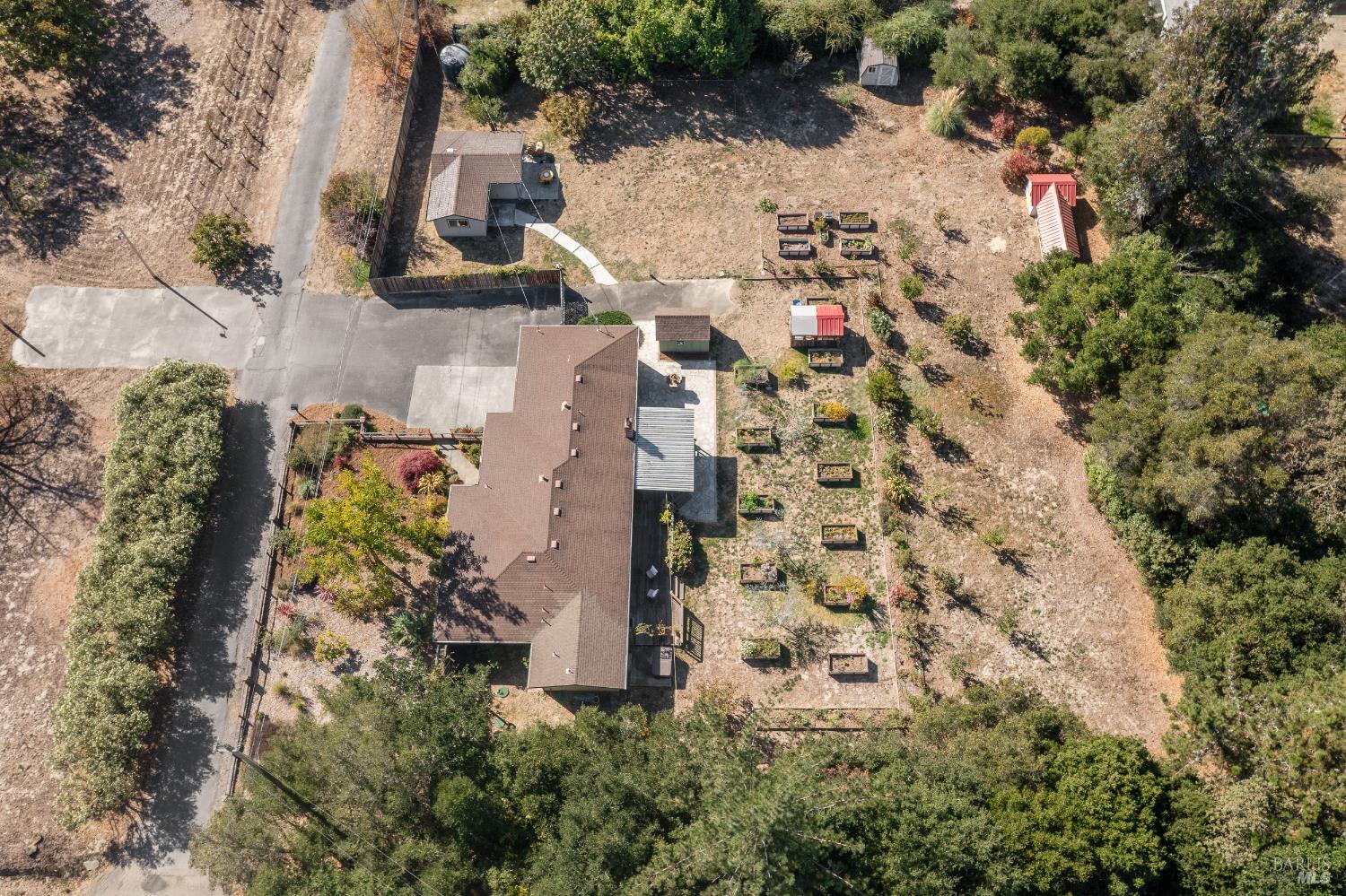 8207 Candy Apple Lane Sebastopol CA 95472