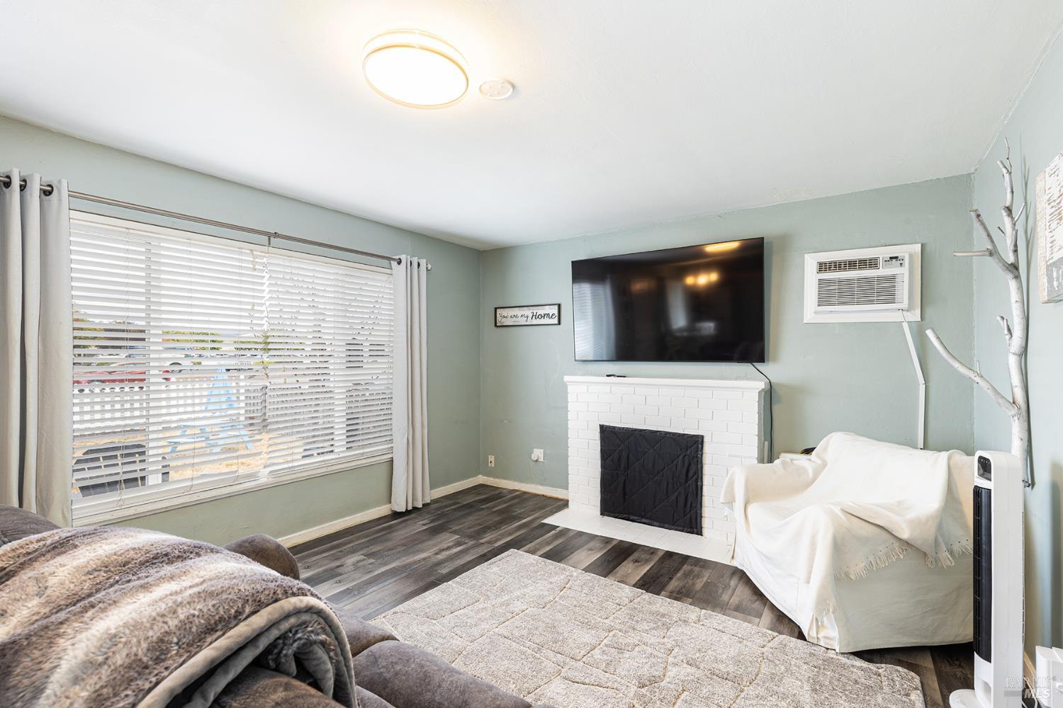 308 S Mcdowell Boulevard Petaluma CA 94954