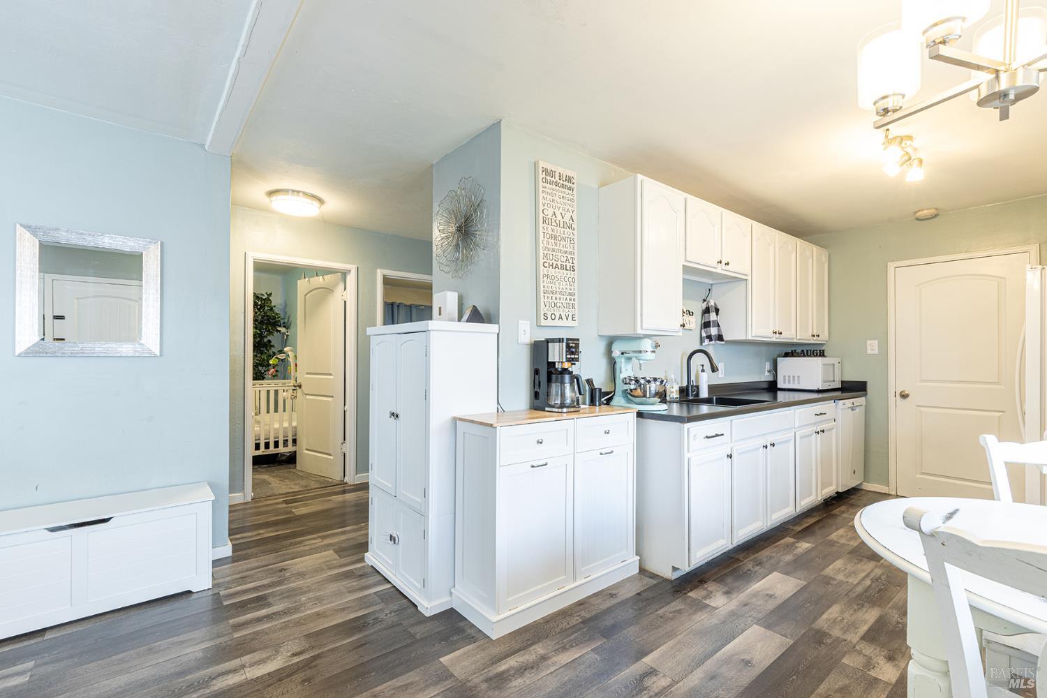308 S Mcdowell Boulevard Petaluma CA 94954