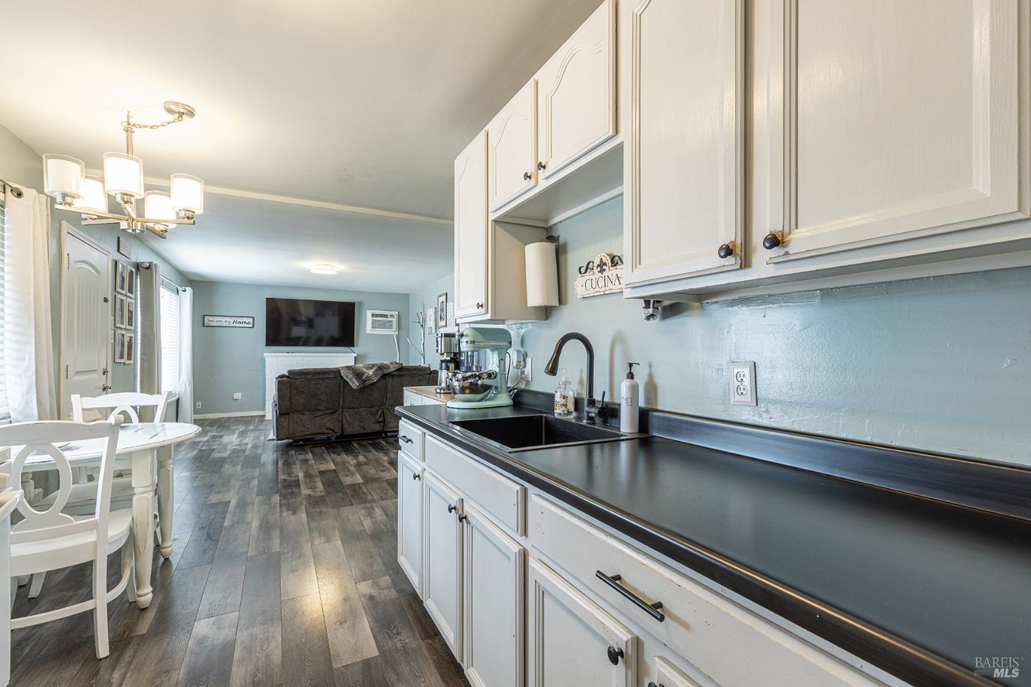 308 S Mcdowell Boulevard Petaluma CA 94954