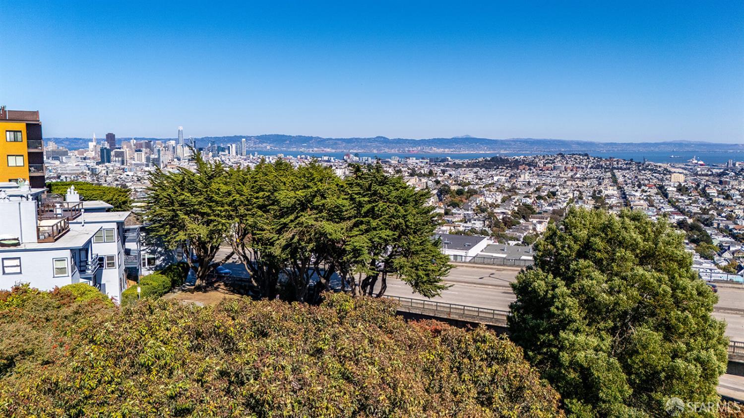 976 Corbett Avenue San Francisco CA 94131