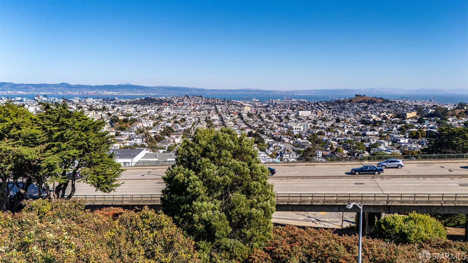 976 Corbett Avenue San Francisco CA 94131