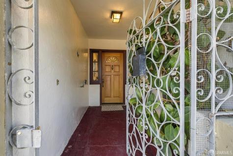 976 Corbett Avenue San Francisco CA 94131