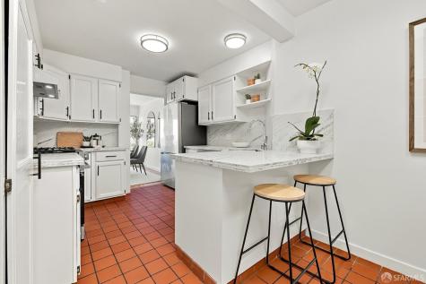 976 Corbett Avenue San Francisco CA 94131