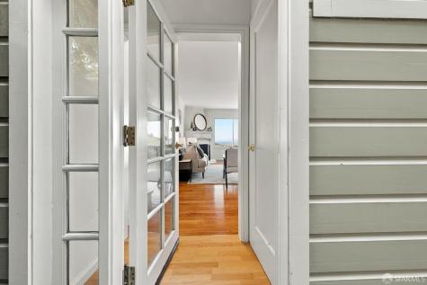 976 Corbett Avenue San Francisco CA 94131